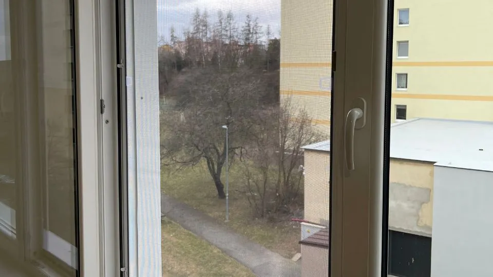 Okenní sítě proti hmyzu, realizace Stínící systémy Herget